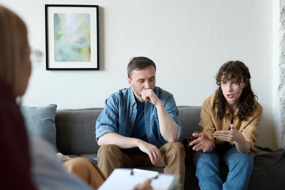 Terapia małżeńska: na czym polega i kiedy ma sens?