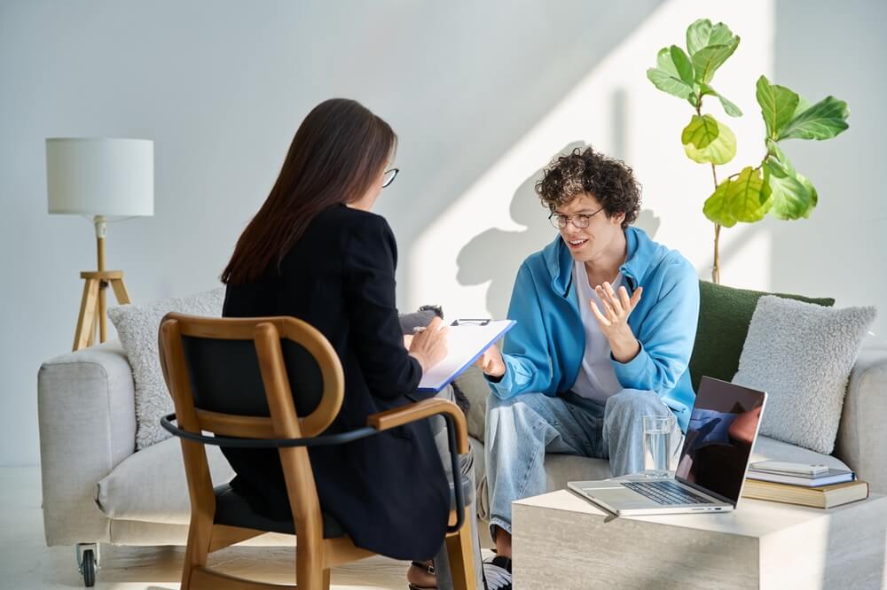 Psycholog, a psychoterapeuta – do kogo najlepiej się udać?